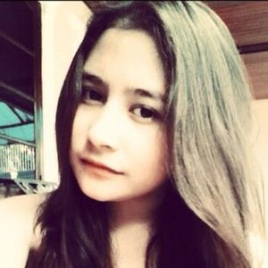 foto prilly biodata prilly latuconsina prilly latuconsina cewek cantik
