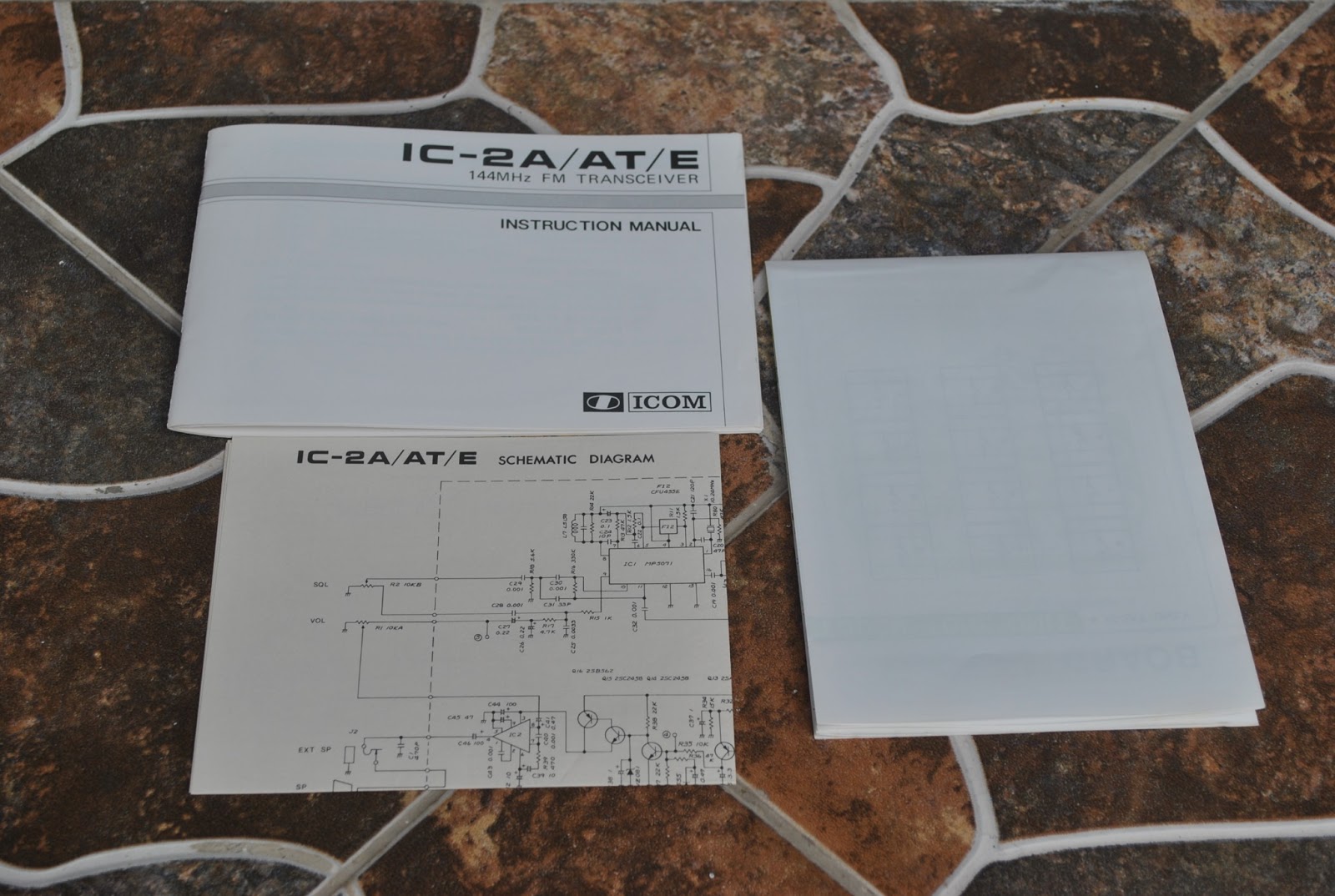 Buku persamaan ic dan transistor part diagram 1