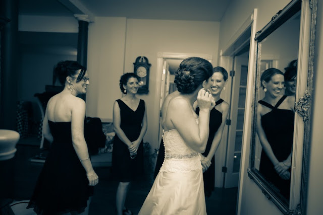 Vintage Bride Getting ready Vintage Bride Getting ready