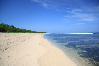 pantai ujung genteng