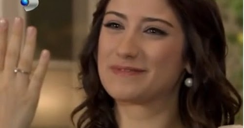 HD WALLPAPERS: Hazal Kaya