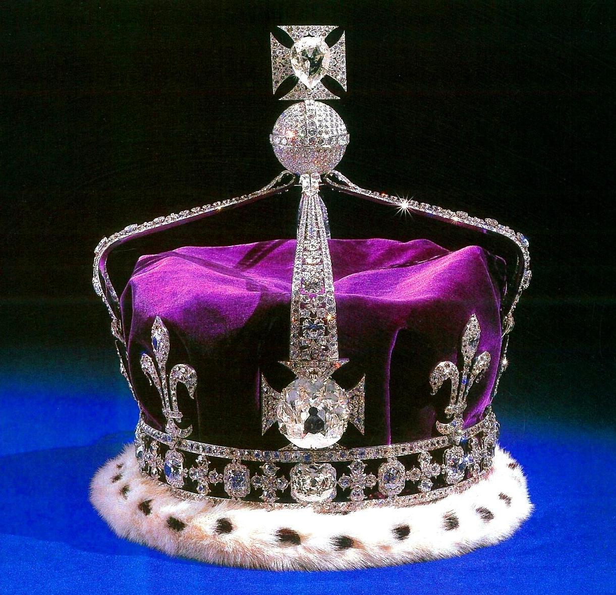 Official and Historic Crowns of the World and their ...