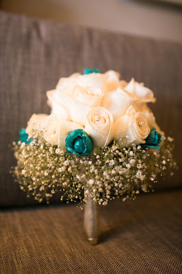 White rose bridal bouquet with pops of teal l Ciprian Photo l Take the Cake Event Planning l Hyatt Lake Tahoe White rose bridal bouquet with pops of teal l Ciprian Photo l Take the Cake Event Planning l Hyatt Lake Tahoe