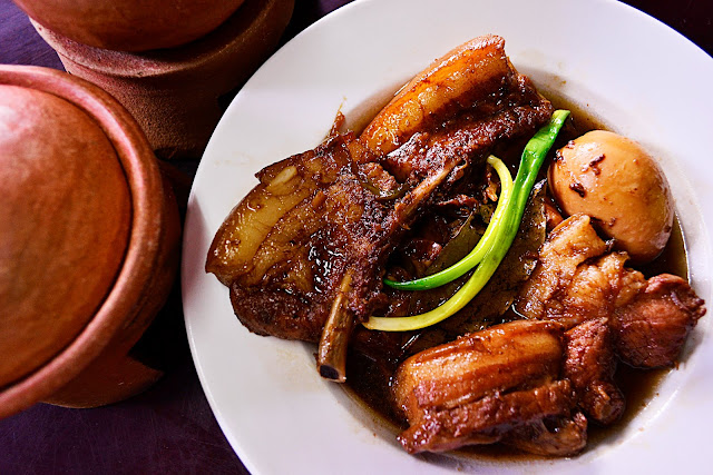 Frugal Gourmet: Filipino Style: Humba Recipe (Braised Pork Belly with