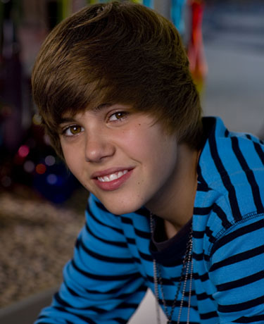 justin bieber mother age. justin bieber mother and father. justin bieber mother age.