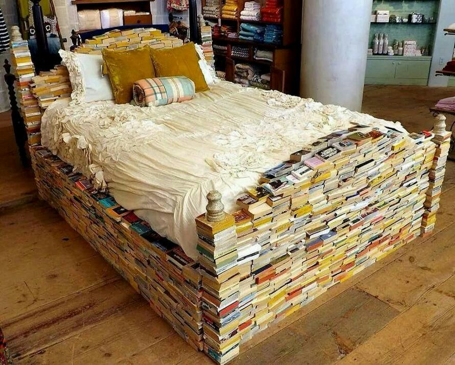Un letto fatto con i libri