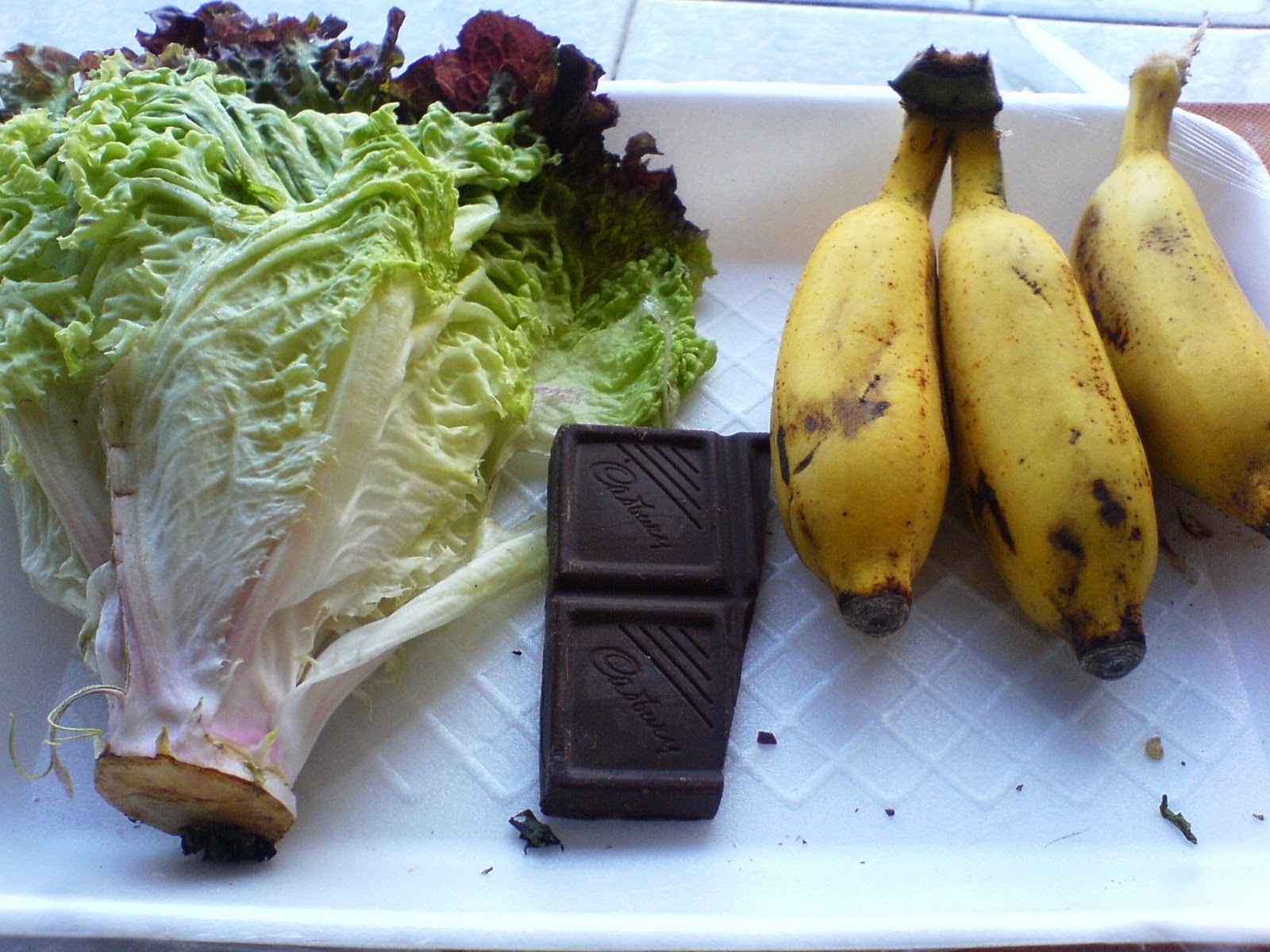 RAWk Me! Banana & Lettuce Salad with a ChilliChocolate Dressing