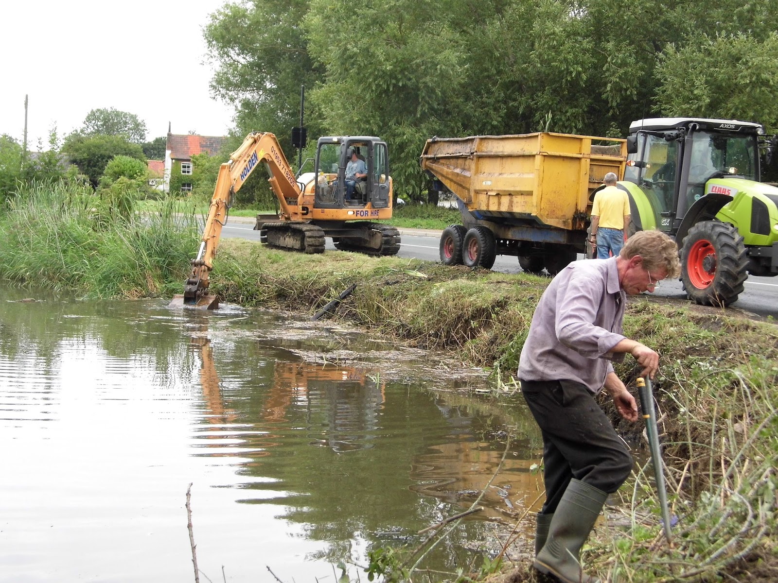 Old Buckenham blog Pond clearing in Old Buckenham