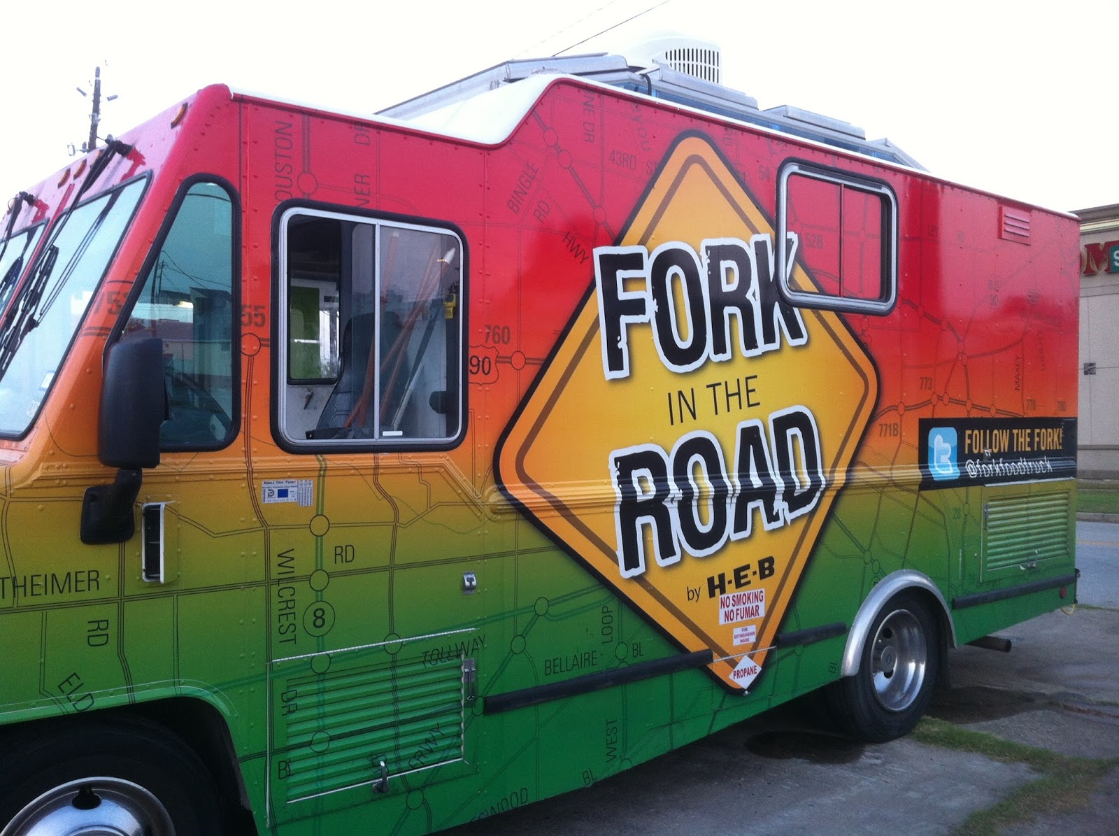 Houston Food Truck Reviews Fork in the Road Green Chile Mac and Cheese Balls