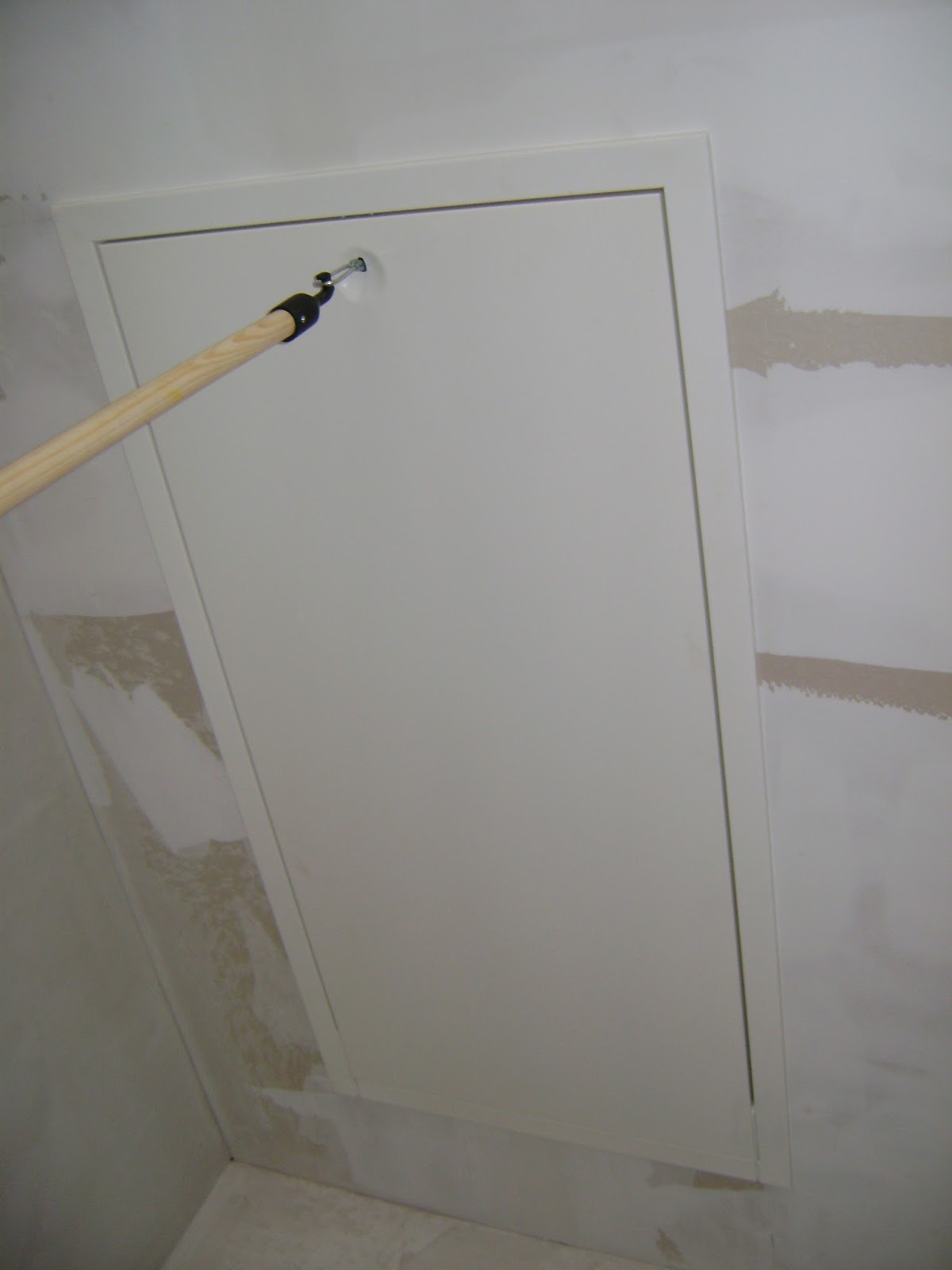 Unser Haus entsteht: Dachbodentreppe