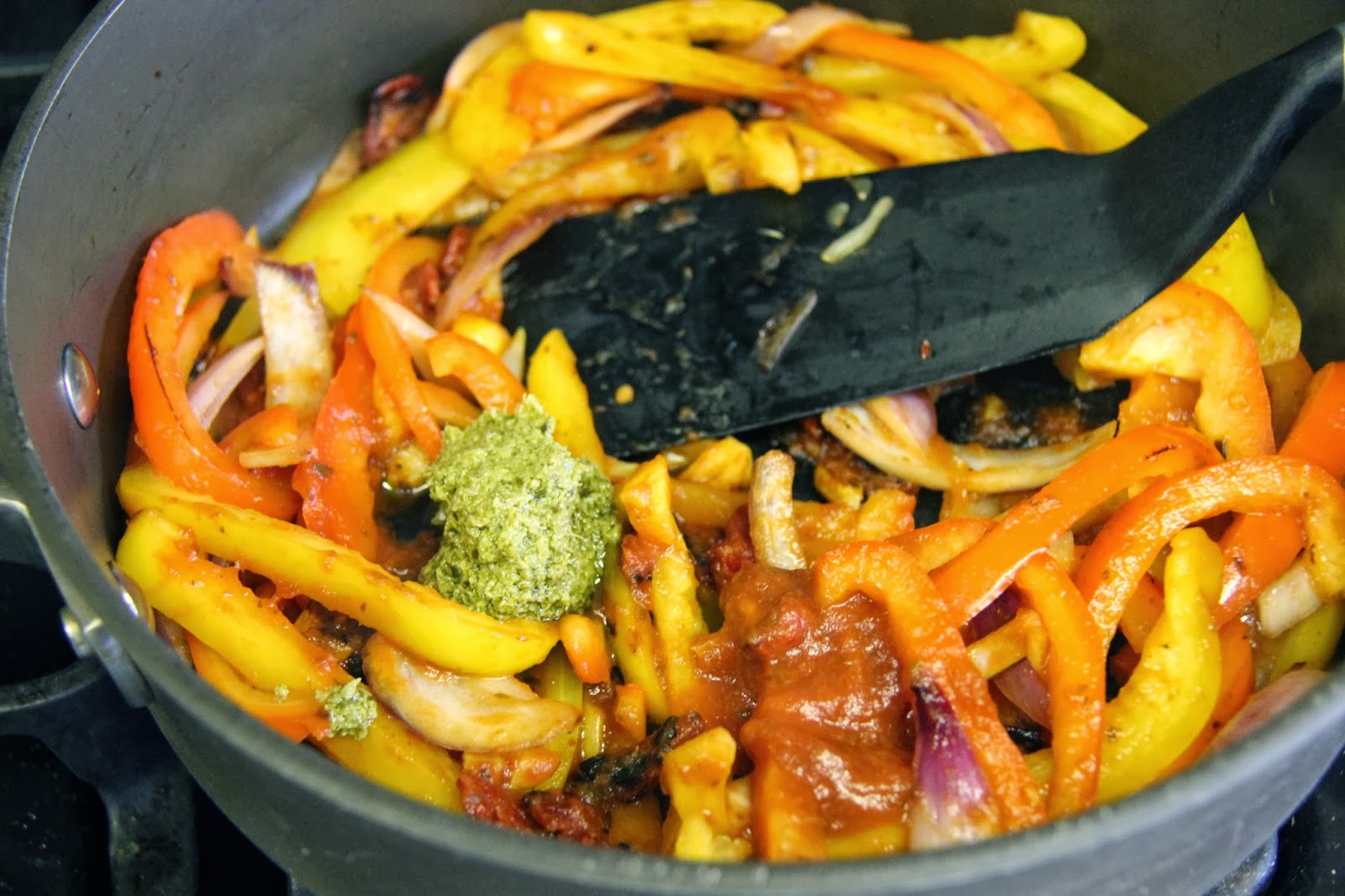 Ravioli with Marinara and Pesto Sauce Yummilicioussss!