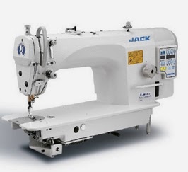 Máquina de coser industrial de pespunte recto Jack JK-F4. Montada.