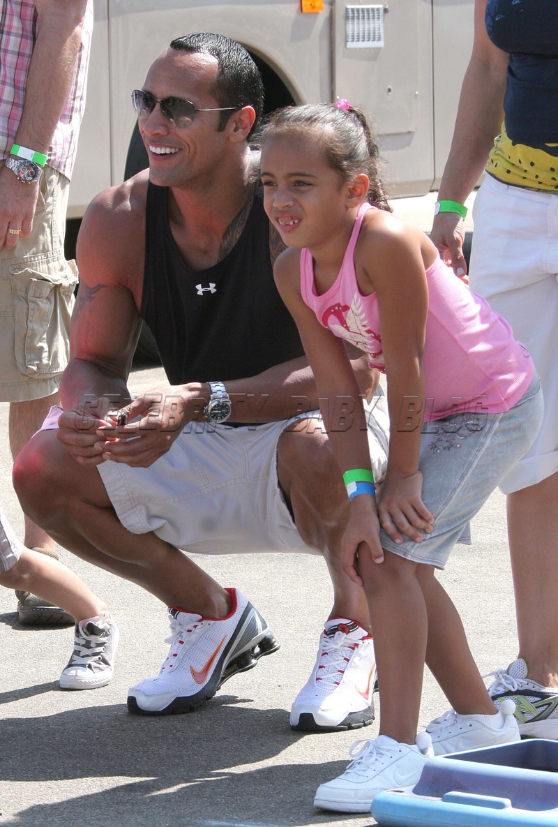 WWE WALLPAPERS: The Rock wife | wife of the rock | wwe the rock wife