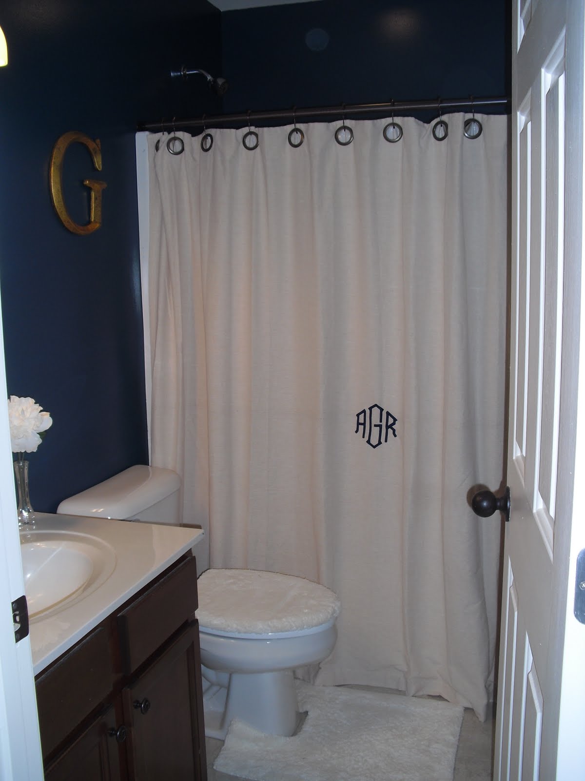 life in color: DIY Canvas Quote Art for the Bathroom