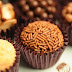 Por que o doce brigadeiro tem esse nome?