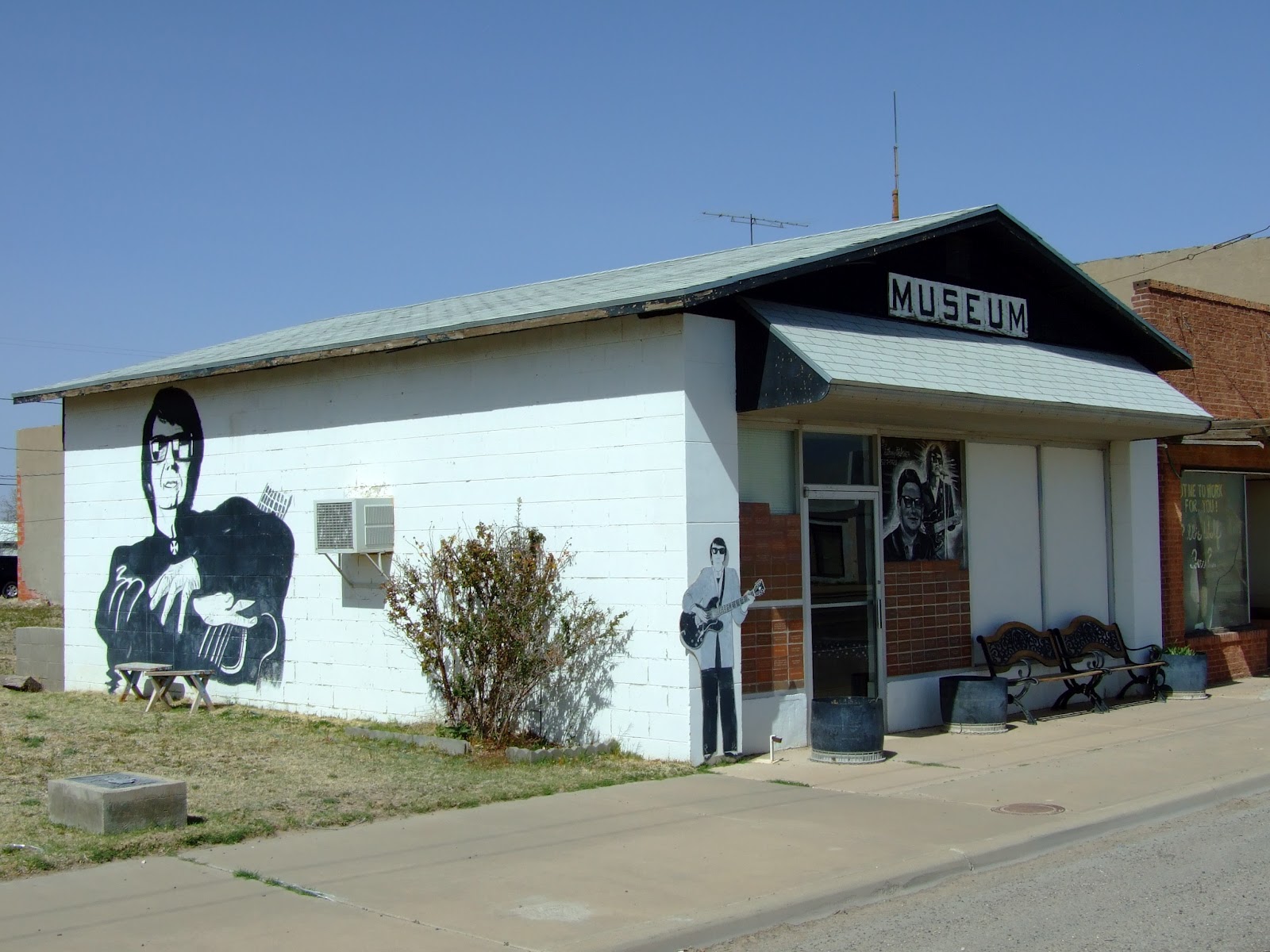 Low Road Traveler I Tour Wink, Texas