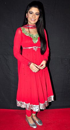 Pooja Gor TV actress HD wallpapers ~ ARTIST 271