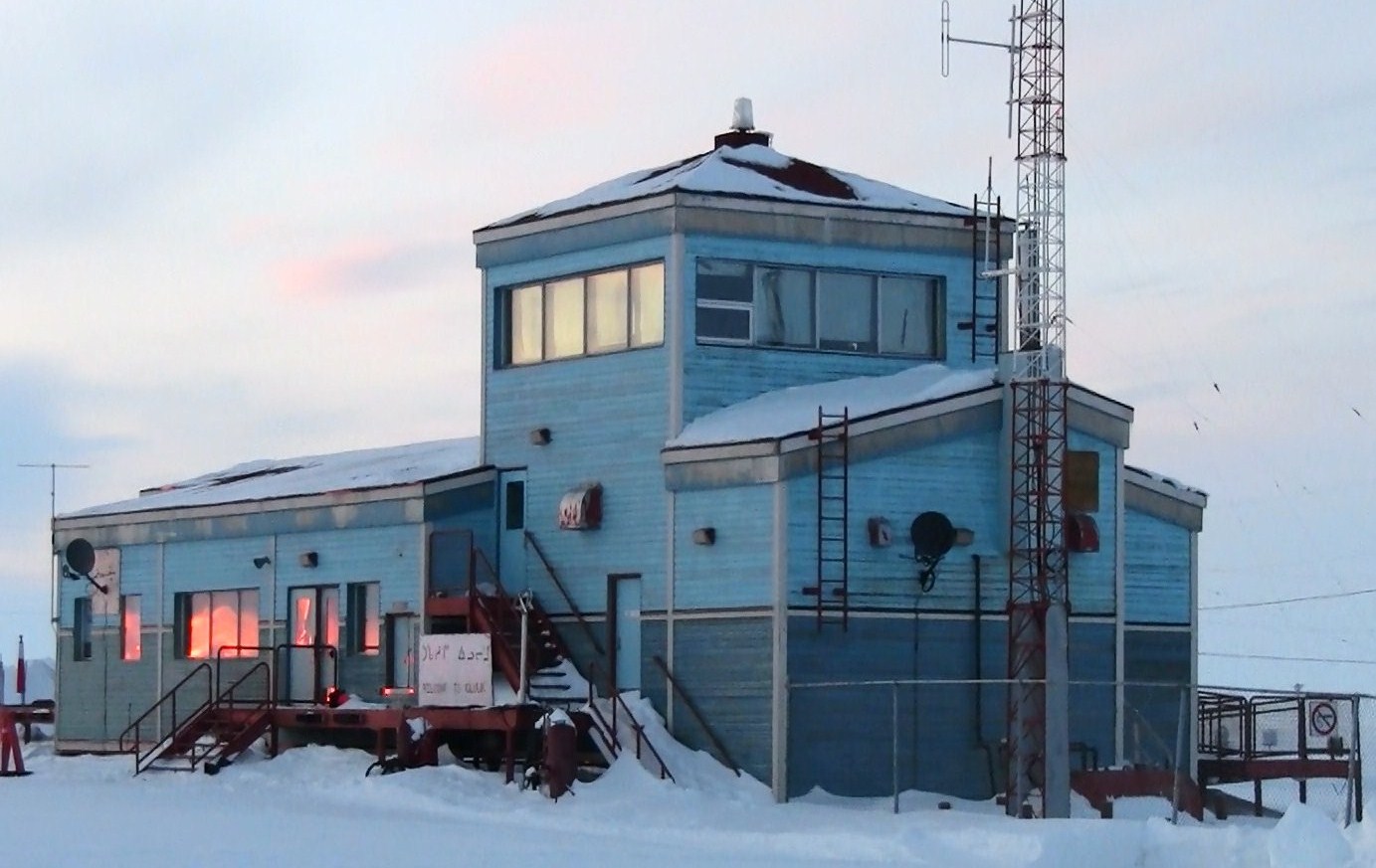 Ultima Thule Igloolik and Hall Beach, two nearby arctic settlements in