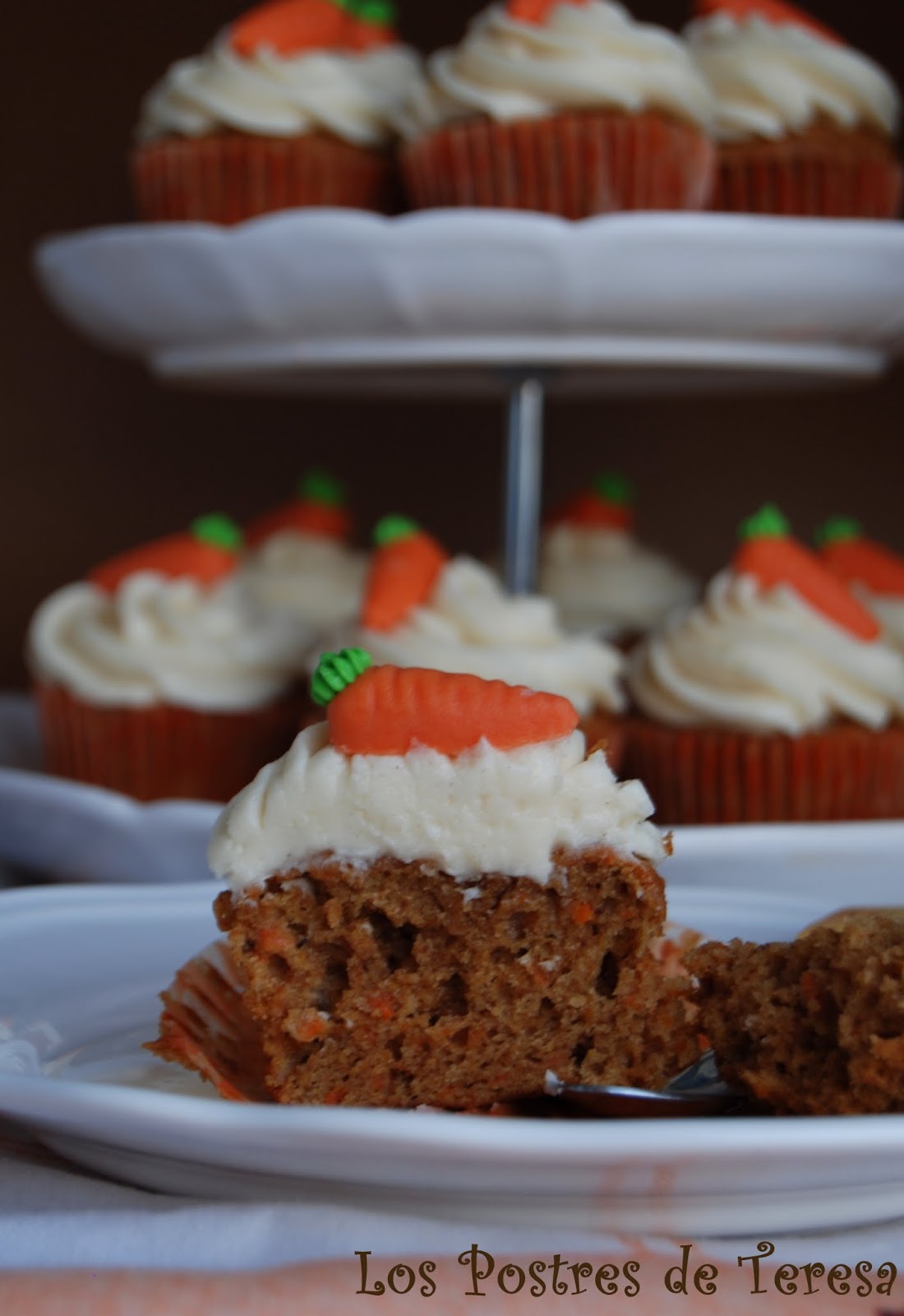 Los Postres de Teresa Cupcakes de Zanahoria, Nueces & Plátano