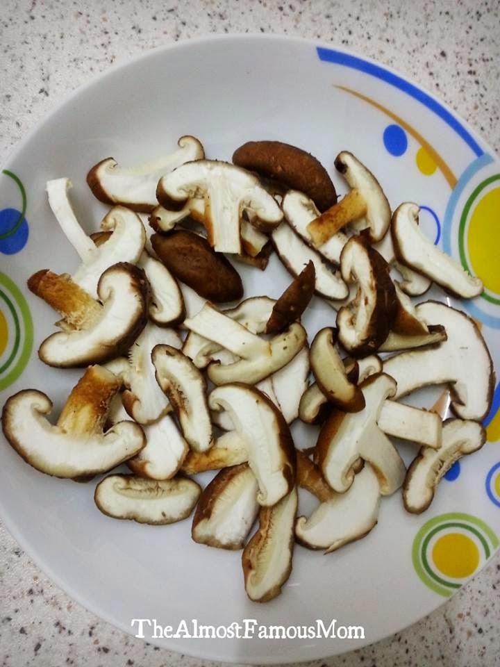 The Almost Famous Mom AirFried Shiitake Mushroom Chips