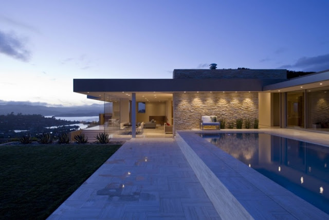 California Modern House Architecture