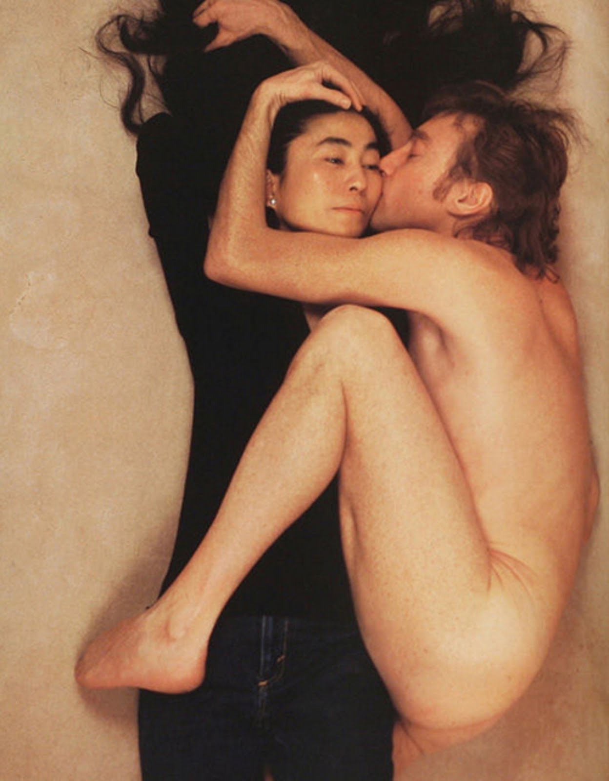 ROLLING STONE FRONT COVER - YOKO ONO DRESSED WITH JOHN LENNON NAKED