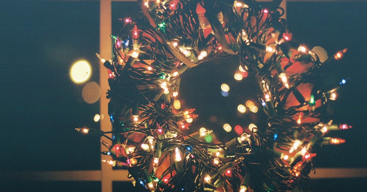 Ten Thousand Places: Advent with Houselander (IV)