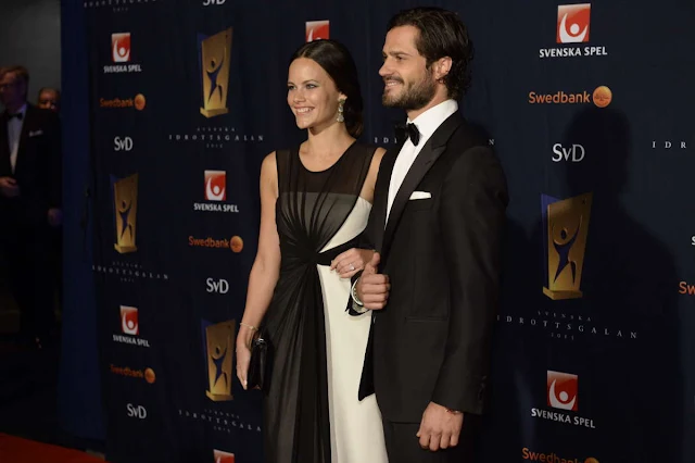 Prince Carl Philip and Sofia Hellqvist arrived at the Idrottsgalan 2015 in Stockholm