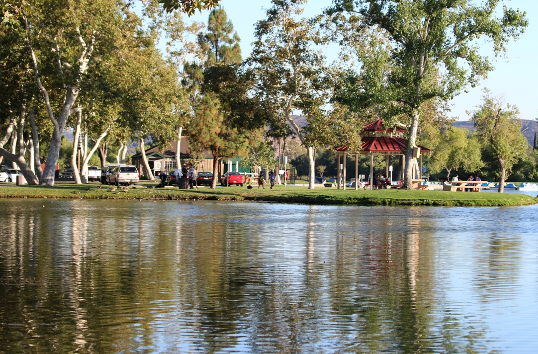 A photo, A thought............ Place Fun days at Santee lakes