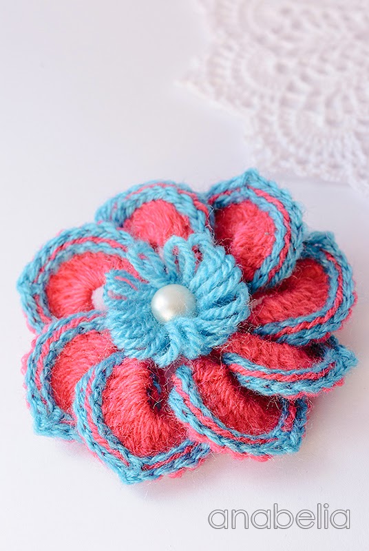 Marina crochet brooch by Anabelia