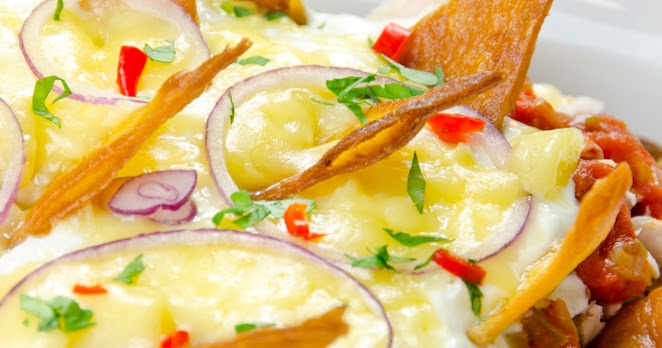 Excuse me... I can't stand up!: Cocina con guindillas 2 (red chilaquiles)