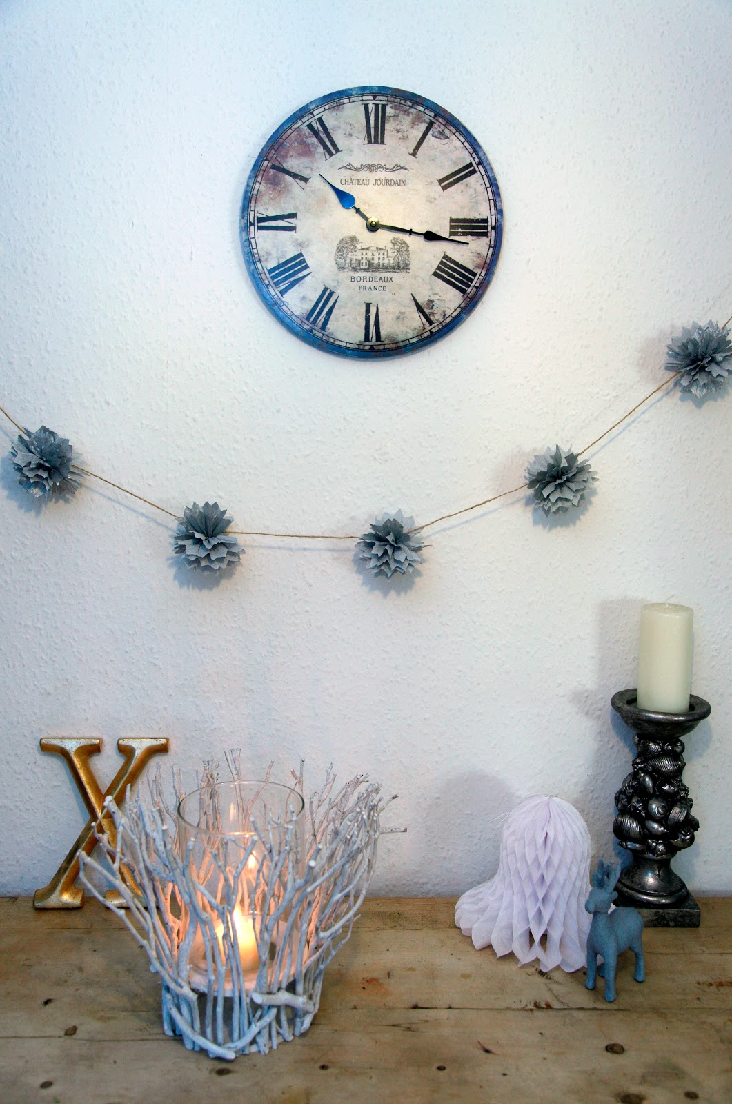 Flingers Party Shop Blog How To Make A Christmas Garland Decoration