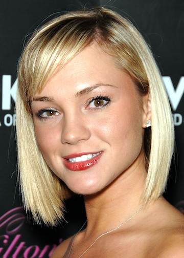 Cortes de pelo corto para mujeres de 50 años fotos looks - Corte Estilo Bob Pelo Rizado
