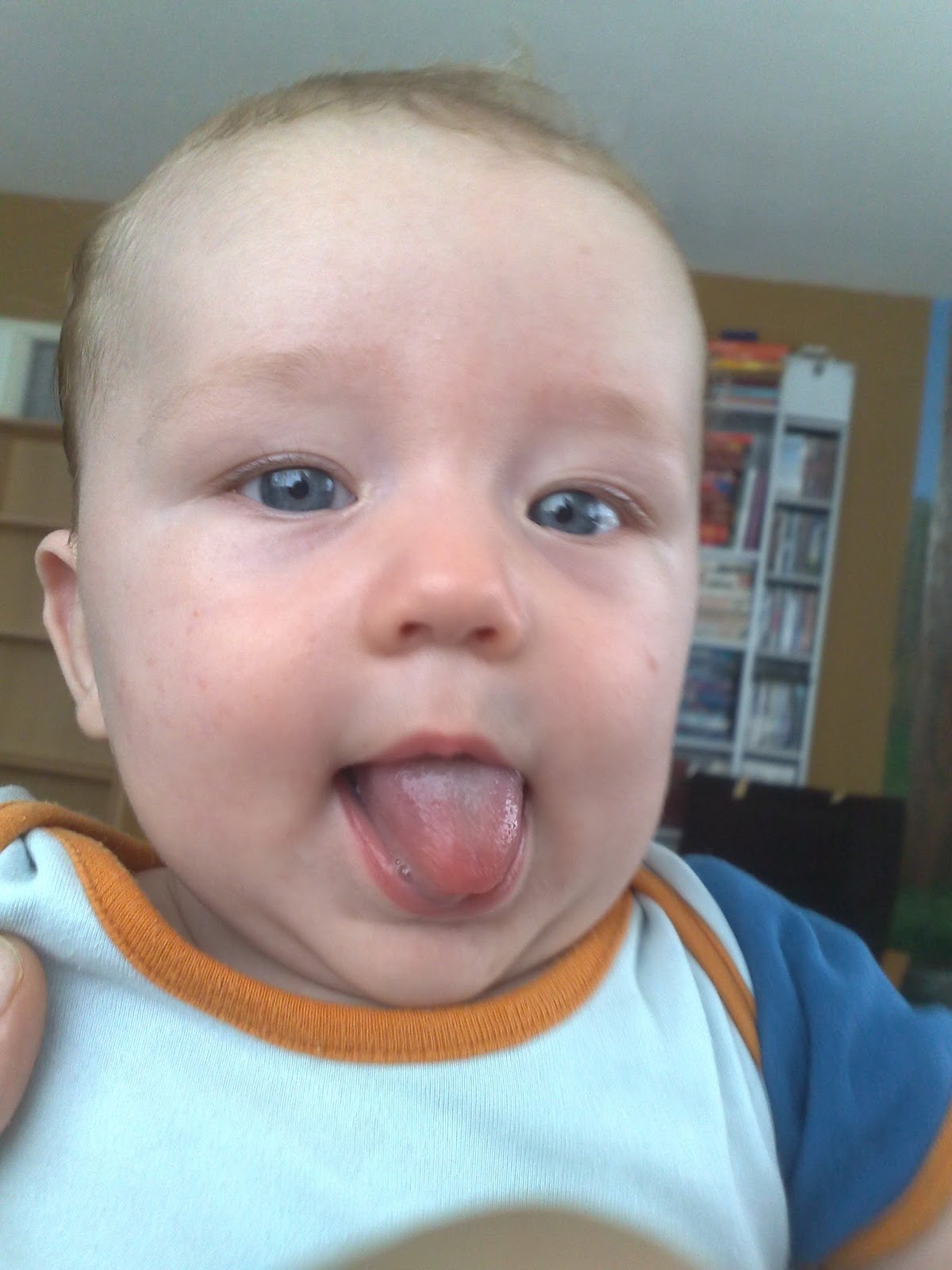 Juda, Janoa en Jedidja tong uitsteken