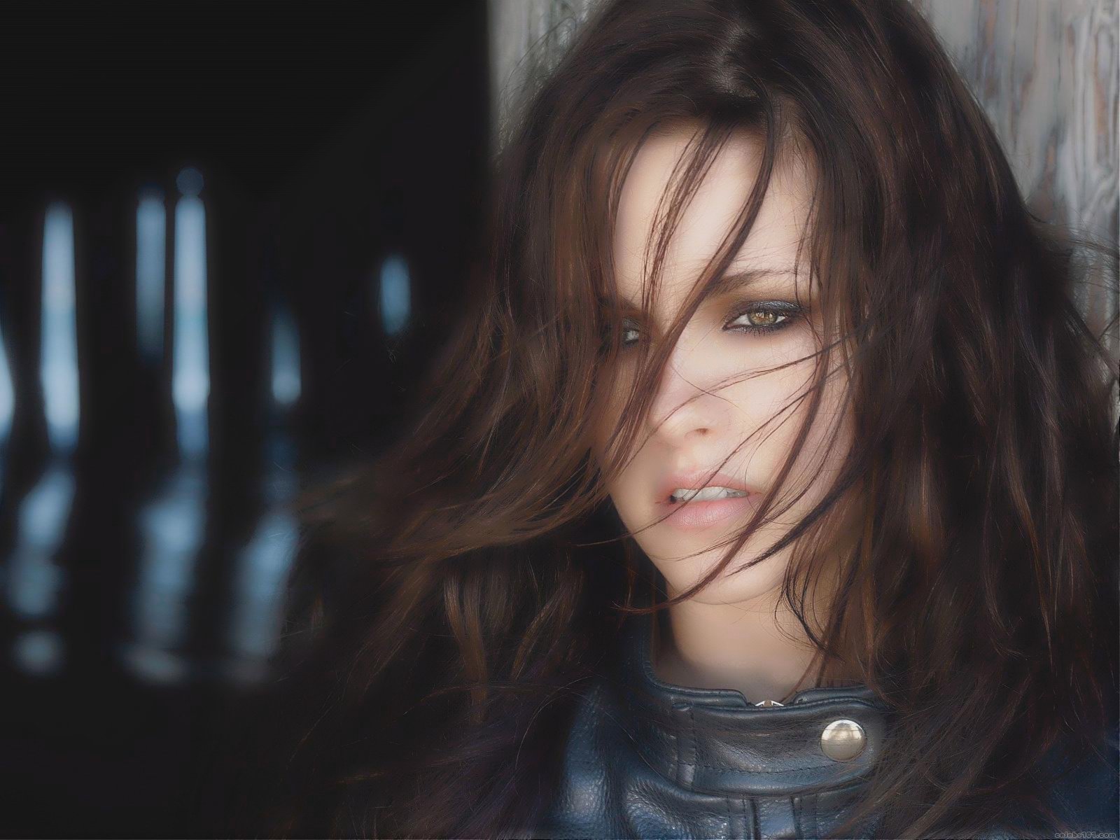 http://2.bp.blogspot.com/-Xh5hZX7aNcc/T8sozLpv70I/AAAAAAAAALs/yK0tNNhKUCY/s1600/Kristen+Stewart+HQ+Wallpapers+(3).jpg