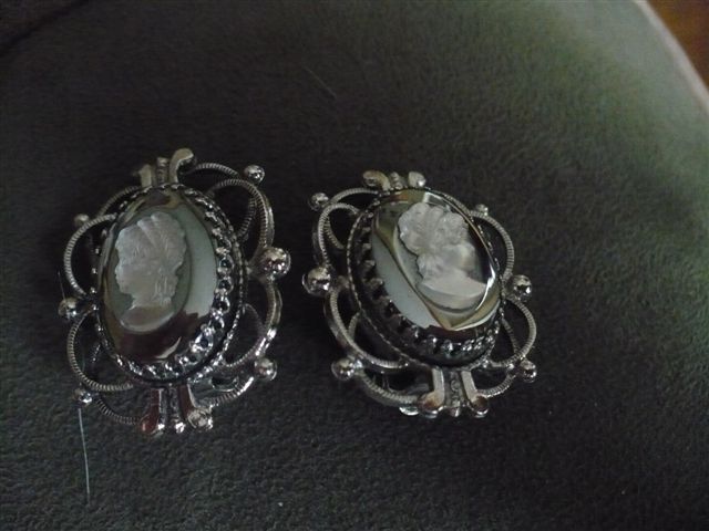 Lot Whiting and Davis costume jewelry