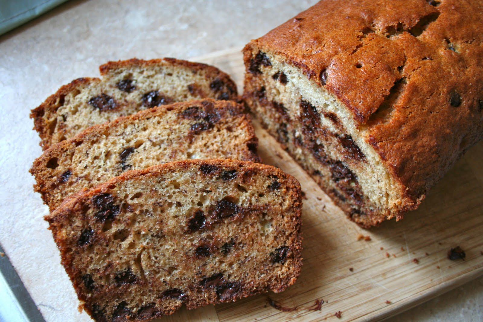 Chocolate Banana Muffins With Cake Mix Chocolate Banana Muffins With Cake Mix