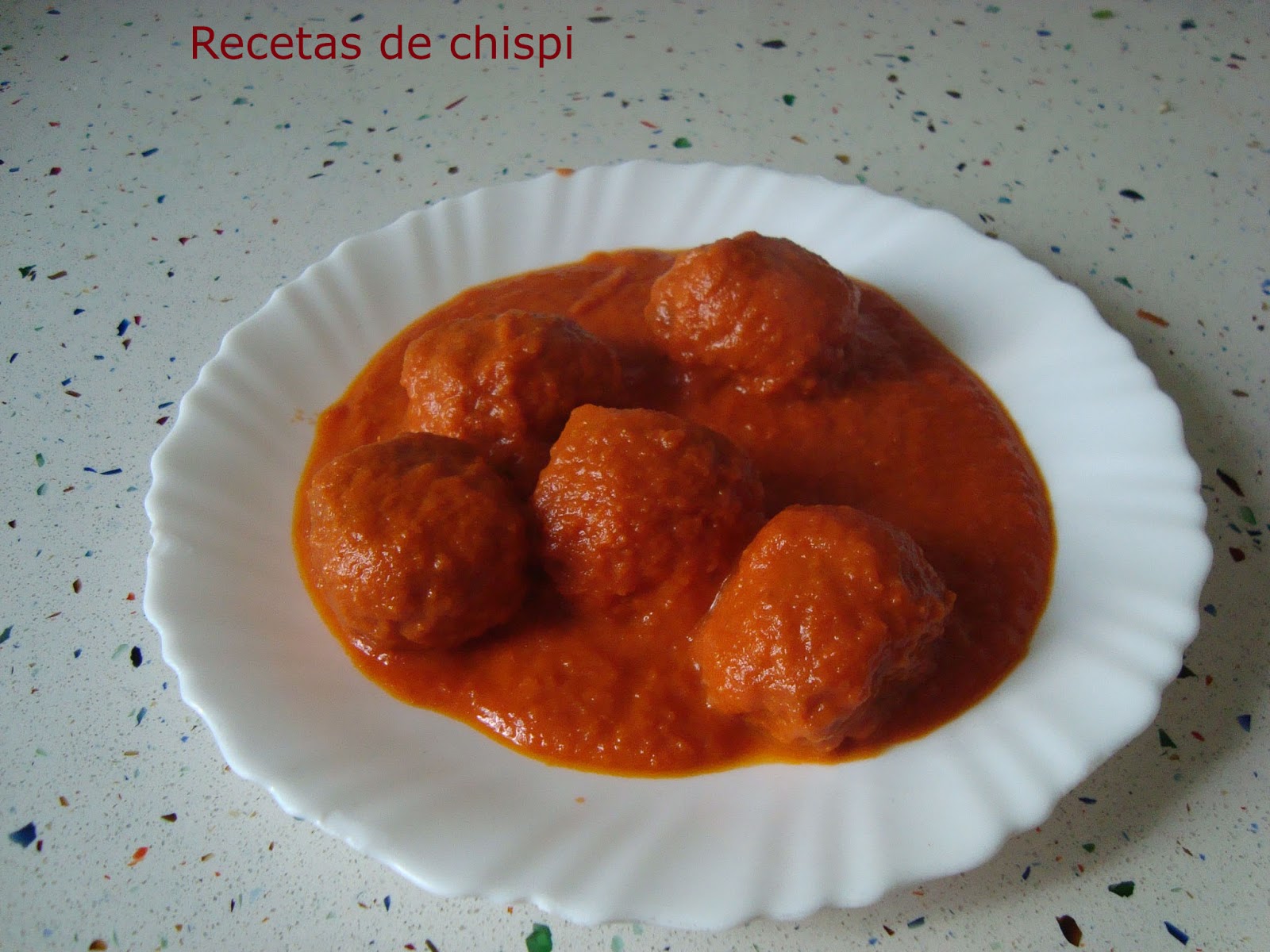 Albondigas De Cerdo Y Ternera Con Tomate
