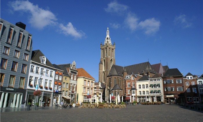 De Beste Winkelstad Van Nederland Winkelstad Roermond Een Van De Leukste Winkelsteden In Nederland