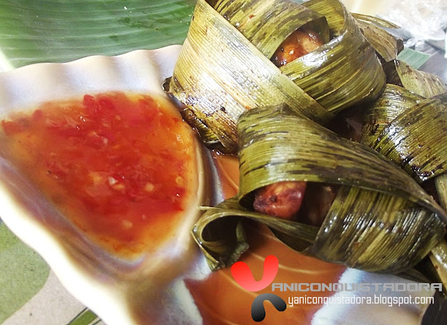 Deep Fried Chicken Pandan Banana Leaf: Serving An Authentic Southeast Asian Cuisine