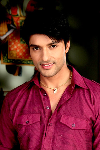 Anas Rashid Pics