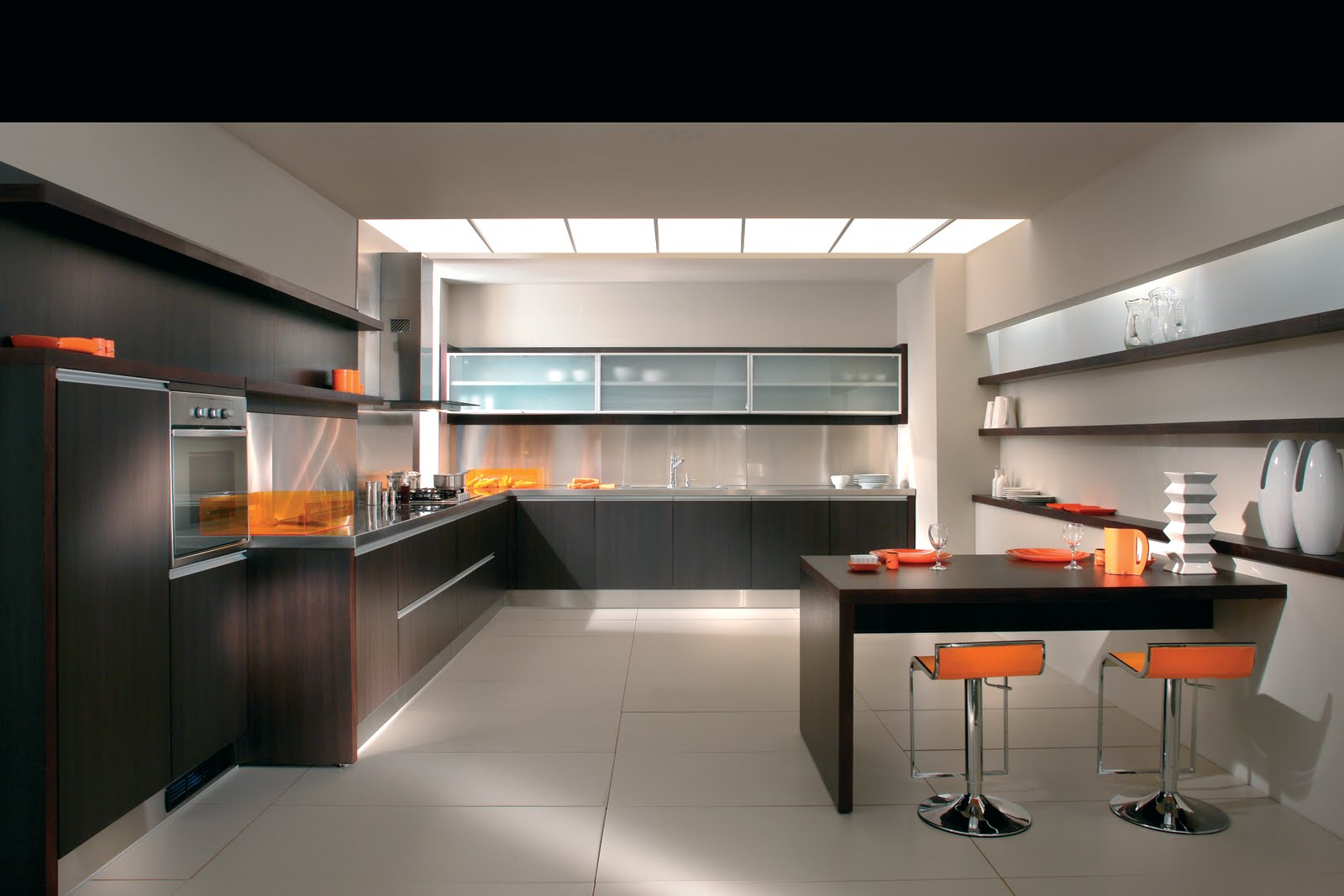.: Diseño y Construcción de Muebles e Interiores en General.