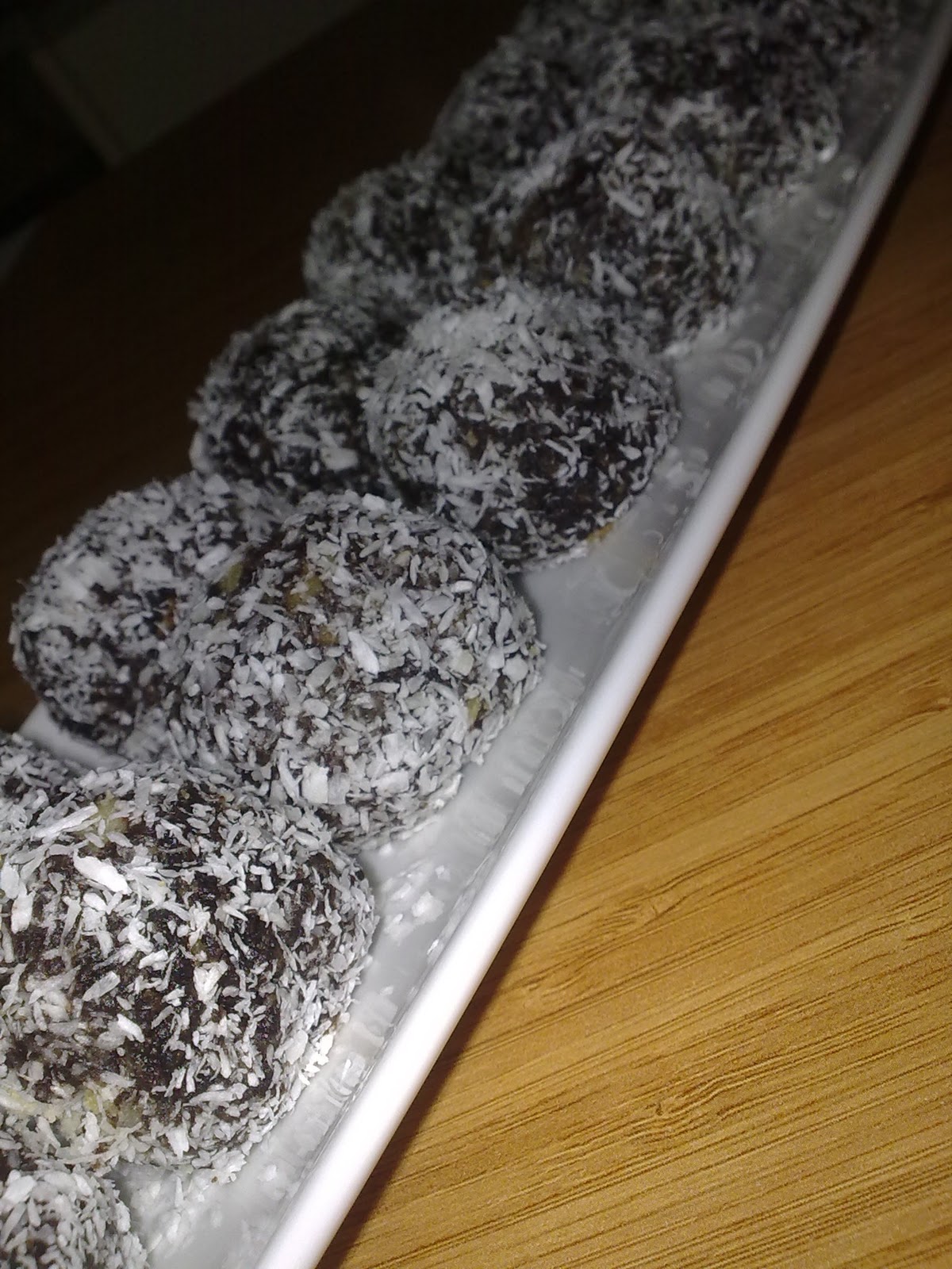 MUTFAĞIMDA NELER OLUYOR OĞLUMLA EVDE TRUFF ( petibörlü çikolata topları)