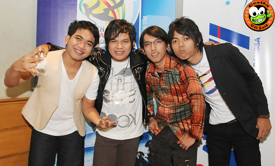 7 Lagu Indonesia Yang Mendunia - Azpedia