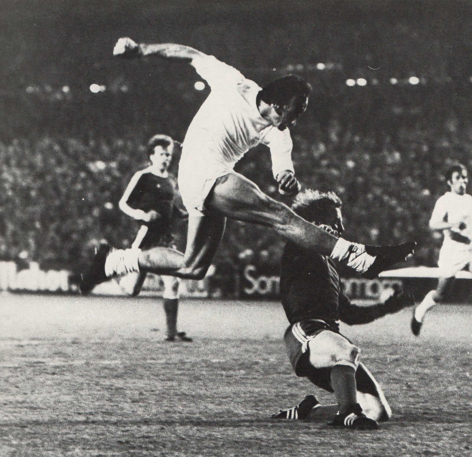 FUTBOL Copa de Europa 1975/1976 Semifinales Ida Real Madrid Bayern