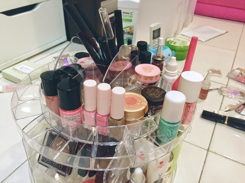 [REVIEW] Glam Caddy Rotating Cosmetic Organizer Way to organize your