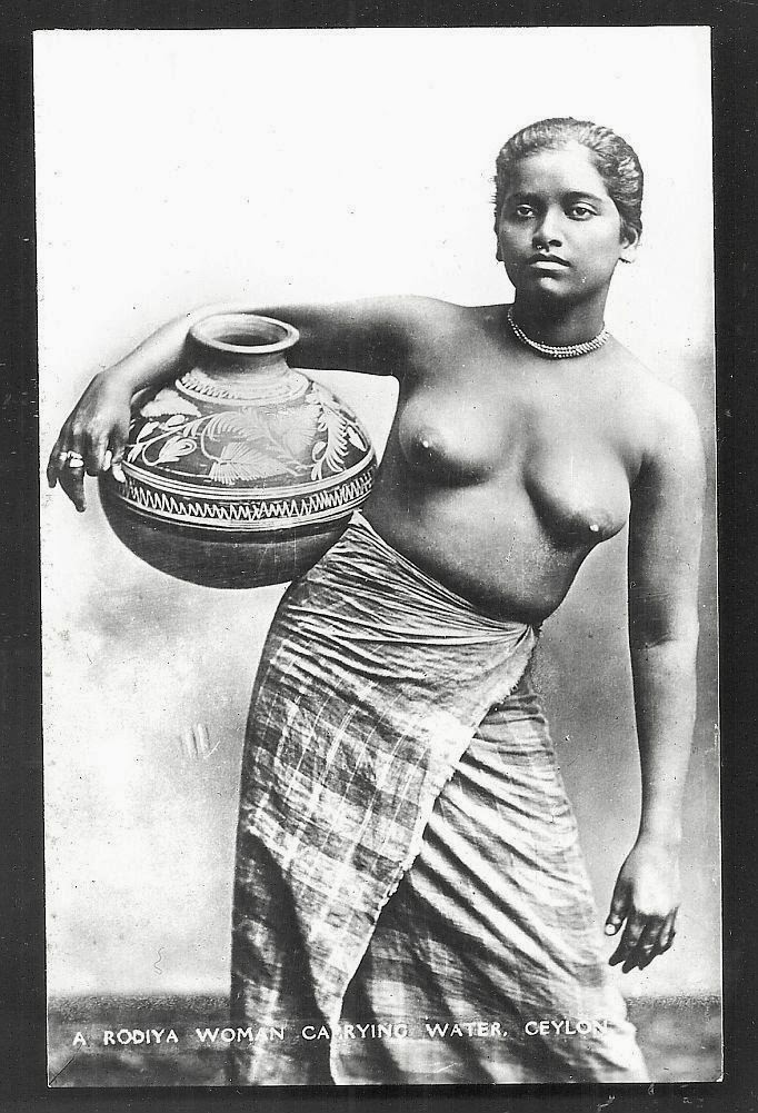 sri-lankan-women-in-topless