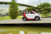 2016-Smart-ForTwo-Cabrio-15.jpg
