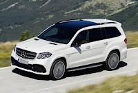2017-Mercedes-GLS-68.jpg