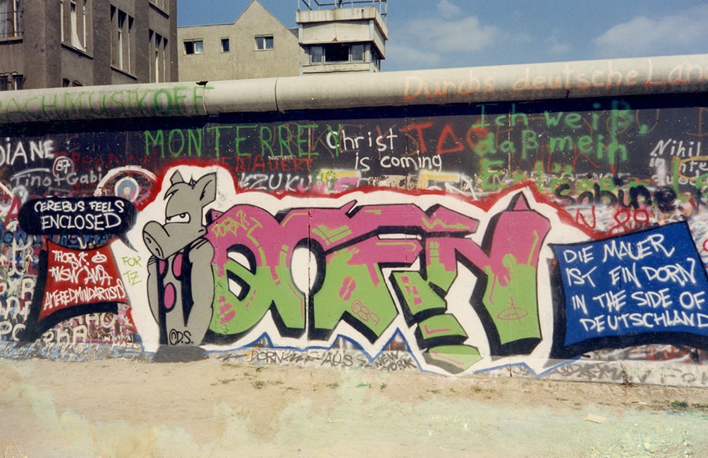 A Moment Of Cerebus The Berlin Wall